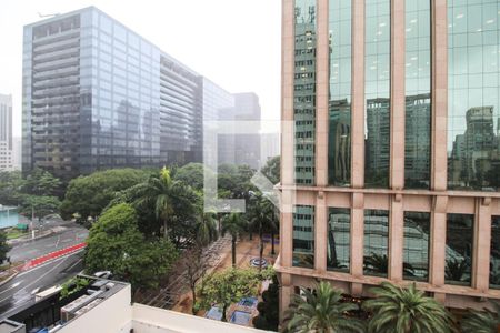 Apartamento à venda com 150m², 2 quartos e 2 vagas Apartamento à venda com 150m², 2 quartos e 2 vagasVista