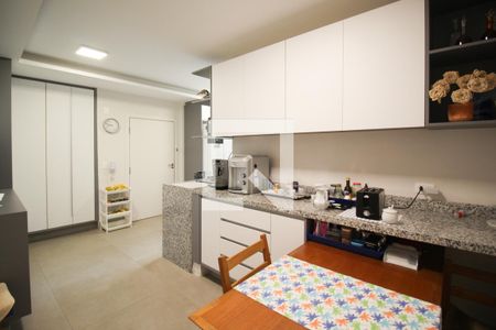 Apartamento à venda com 150m², 2 quartos e 2 vagas Apartamento à venda com 150m², 2 quartos e 2 vagasCozinha
