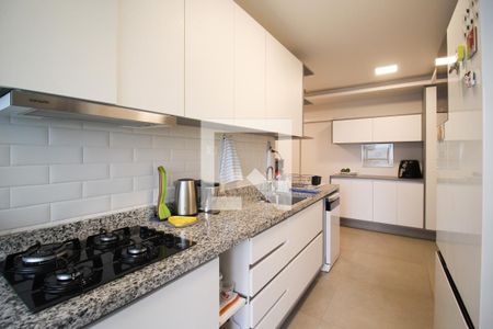 Apartamento à venda com 150m², 2 quartos e 2 vagas Apartamento à venda com 150m², 2 quartos e 2 vagasCozinha