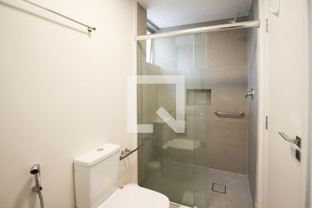 Apartamento à venda com 150m², 2 quartos e 2 vagas Apartamento à venda com 150m², 2 quartos e 2 vagasBanheiro