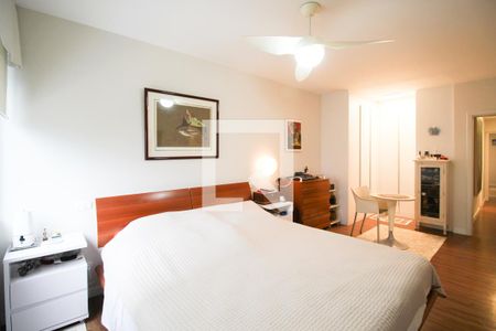 Apartamento à venda com 150m², 2 quartos e 2 vagas Apartamento à venda com 150m², 2 quartos e 2 vagasSuíte