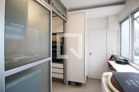 Apartamento à venda com 150m², 2 quartos e 2 vagas Apartamento à venda com 150m², 2 quartos e 2 vagasÁrea de Serviço