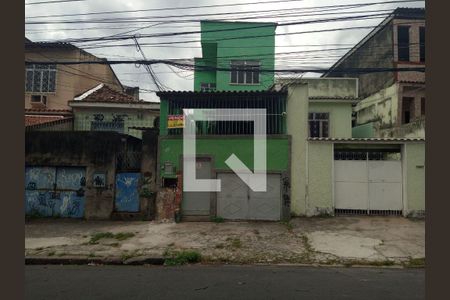 Casa para alugar com 106m², 3 quartos e sem vaga Casa para alugar com 106m², 3 quartos e sem vagaFachada