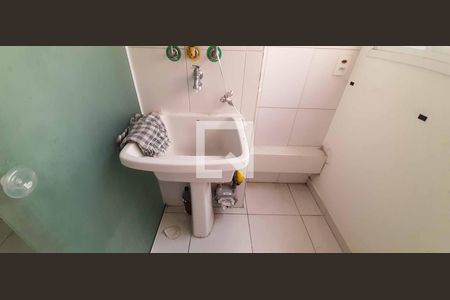 Apartamento à venda com 60m², 2 quartos e 1 vaga Apartamento à venda com 60m², 2 quartos e 1 vagaÁrea de Serviço