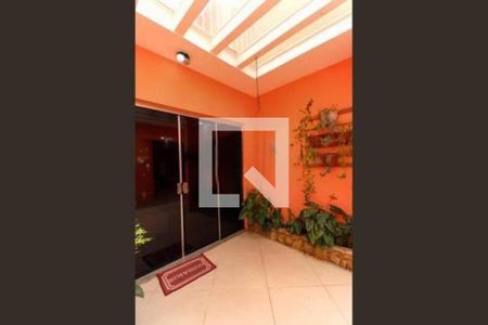 Casa à venda com 220m², 3 quartos e 3 vagas Casa à venda com 220m², 3 quartos e 3 vagasFoto 01