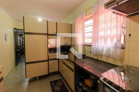 Casa à venda com 220m², 3 quartos e 3 vagas Casa à venda com 220m², 3 quartos e 3 vagasFoto 33