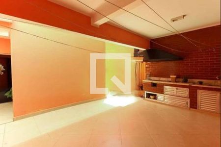 Foto 21 de casa à venda com 3 quartos, 220m² em Cambuci, São Paulo