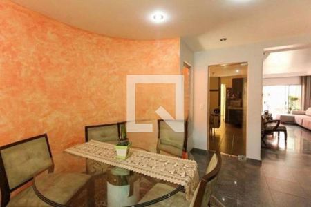 Foto 05 de casa à venda com 3 quartos, 220m² em Cambuci, São Paulo