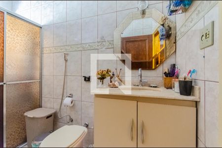 Casa à venda com 300m², 4 quartos e 3 vagasBanheiro 2