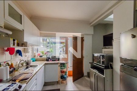 Casa à venda com 300m², 4 quartos e 3 vagasCozinha Edícula