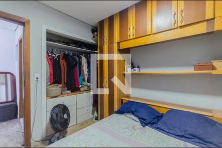 Casa à venda com 300m², 4 quartos e 3 vagasQuarto Edícula