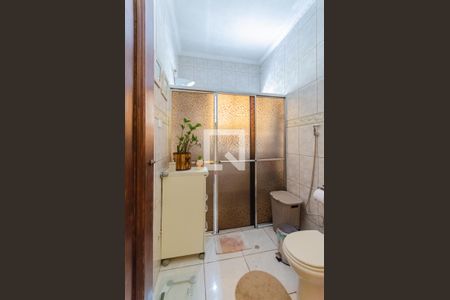 Casa à venda com 300m², 4 quartos e 3 vagasBanheiro 2