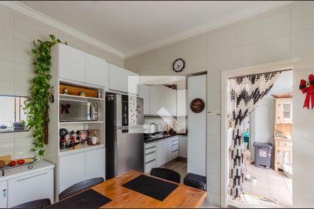 Casa à venda com 300m², 4 quartos e 3 vagasCozinha