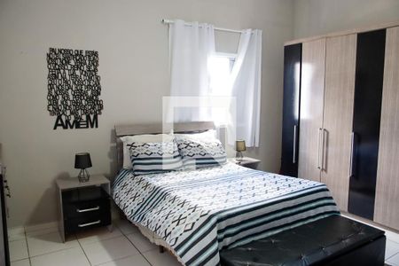 Casa à venda com 260m², 6 quartos e 2 vagas Casa à venda com 260m², 6 quartos e 2 vagasQuarto 4 - Suíte