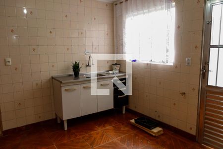 Casa à venda com 260m², 6 quartos e 2 vagas Casa à venda com 260m², 6 quartos e 2 vagasCozinha