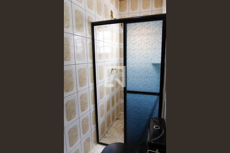 Casa à venda com 260m², 6 quartos e 2 vagas Casa à venda com 260m², 6 quartos e 2 vagasBanheiro