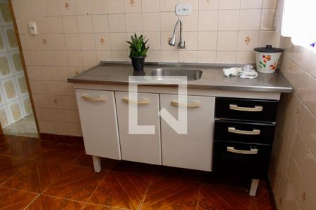 Casa à venda com 260m², 6 quartos e 2 vagas Casa à venda com 260m², 6 quartos e 2 vagasCozinha