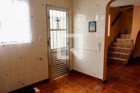 Casa à venda com 260m², 6 quartos e 2 vagas Casa à venda com 260m², 6 quartos e 2 vagasCozinha