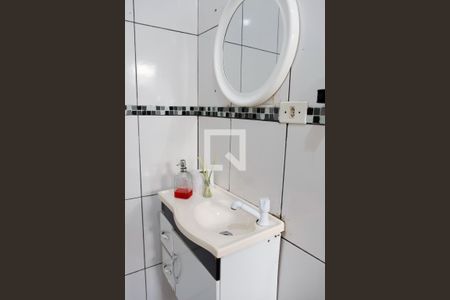 Casa à venda com 260m², 6 quartos e 2 vagas Casa à venda com 260m², 6 quartos e 2 vagasBanheiro 3