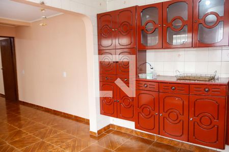 Casa à venda com 260m², 6 quartos e 2 vagas Casa à venda com 260m², 6 quartos e 2 vagasCozinha