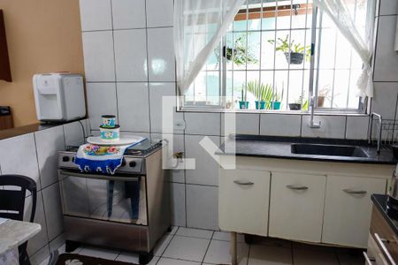 Casa à venda com 260m², 6 quartos e 2 vagas Casa à venda com 260m², 6 quartos e 2 vagasCozinha
