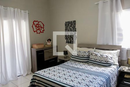 Casa à venda com 260m², 6 quartos e 2 vagas Casa à venda com 260m², 6 quartos e 2 vagasQuarto 4 - Suíte