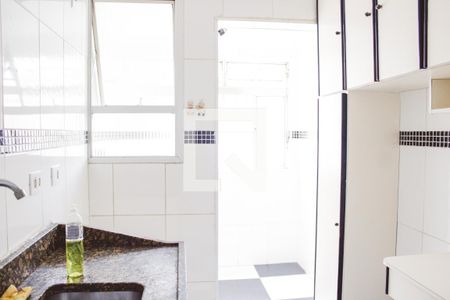 Apartamento à venda com 55m², 2 quartos e 1 vaga Apartamento à venda com 55m², 2 quartos e 1 vagaCozinha