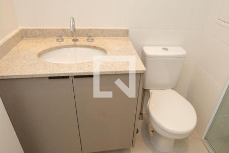 Banheiro de kitnet/studio para alugar com 1 quarto, 26m² em Perdizes, São Paulo