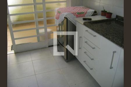 Casa à venda com 125m², 3 quartos e 2 vagas