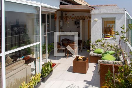 Apartamento à venda com 145m², 2 quartos e 1 vagaTerraço