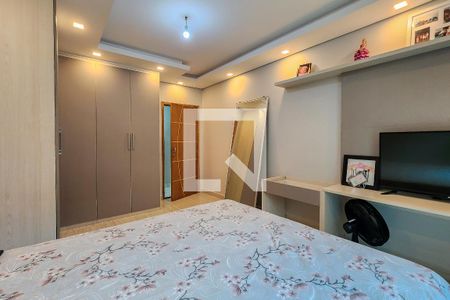 Casa à venda com 366m², 3 quartos e 8 vagasQuarto 2