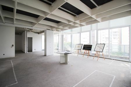 Sala de apartamento à venda com 2 quartos, 200m² em Jardim Paulistano, São Paulo