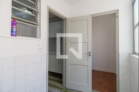 Apartamento à venda com 72m², 2 quartos e 1 vagaÁrea de Serviço