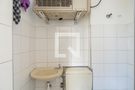Apartamento à venda com 72m², 2 quartos e 1 vagaBanheiro de Serviço