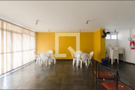 Apartamento à venda com 57m², 2 quartos e 1 vaga Apartamento à venda com 57m², 2 quartos e 1 vagaÁrea comum - Salão de festas