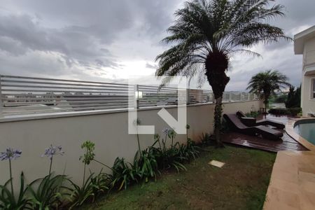 Casa de condomínio à venda com 540m², 3 quartos e 3 vagasQuintal