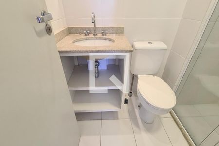 Apartamento à venda com 72m², 2 quartos e 2 vagasBanheiro 