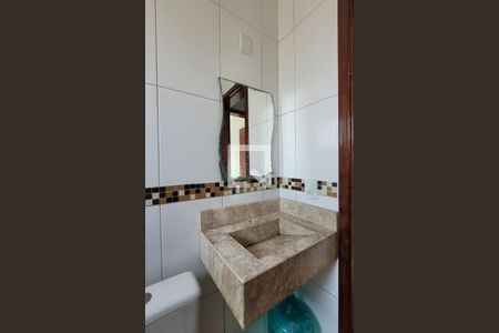 Apartamento à venda com 60m², 2 quartos e 1 vaga Apartamento à venda com 60m², 2 quartos e 1 vagaBanheiro