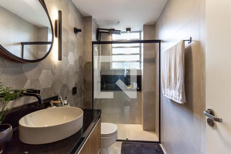 Banheiro de apartamento à venda com 1 quarto, 44m² em Santa Cecilia, São Paulo