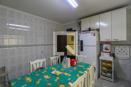 Casa à venda com 122m², 3 quartos e 2 vagasCozinha