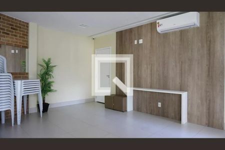 Apartamento à venda com 69m², 2 quartos e 1 vagaÁrea comum