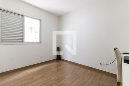 Apartamento à venda com 65m², 2 quartos e 1 vagaQuarto 2