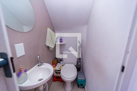 Casa de condomínio à venda com 86m², 2 quartos e 2 vagasLavabo