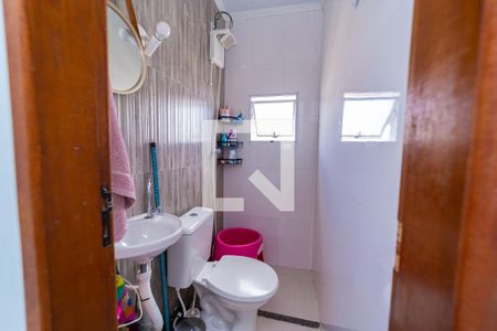 Casa de condomínio à venda com 86m², 2 quartos e 2 vagasBanheiro do Quarto 2