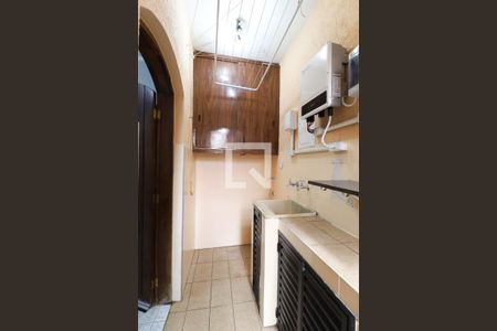 Casa para alugar com 73m², 2 quartos e 1 vaga Casa para alugar com 73m², 2 quartos e 1 vagaCozinha