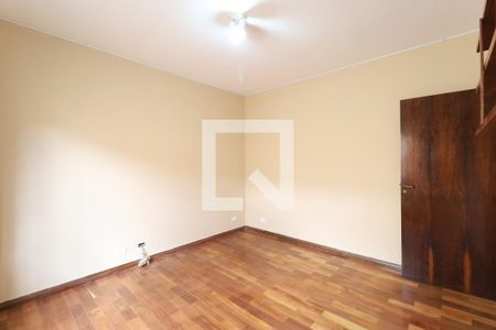 Casa para alugar com 73m², 2 quartos e 1 vaga Casa para alugar com 73m², 2 quartos e 1 vagaQuarto