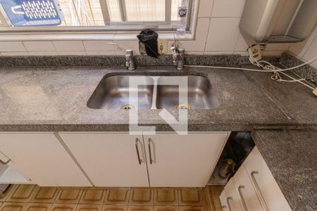 Casa à venda com 230m², 5 quartos e 3 vagas Casa à venda com 230m², 5 quartos e 3 vagasCozinha