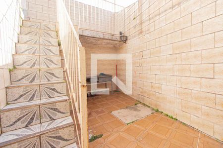 Casa à venda com 230m², 5 quartos e 3 vagas Casa à venda com 230m², 5 quartos e 3 vagasQuintal