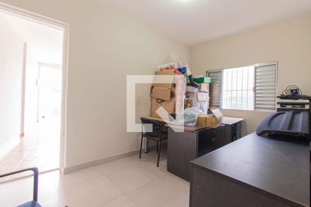 Casa à venda com 230m², 5 quartos e 3 vagas Casa à venda com 230m², 5 quartos e 3 vagasQuarto 4