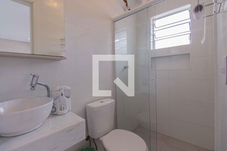 Casa à venda com 230m², 5 quartos e 3 vagas Casa à venda com 230m², 5 quartos e 3 vagasBanheiro da Suíte